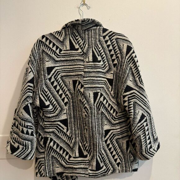 Zara Womens Black Gray Coat Jacket Size M Aztec Artsy Long Sleeve Geometric - Picture 6 of 9